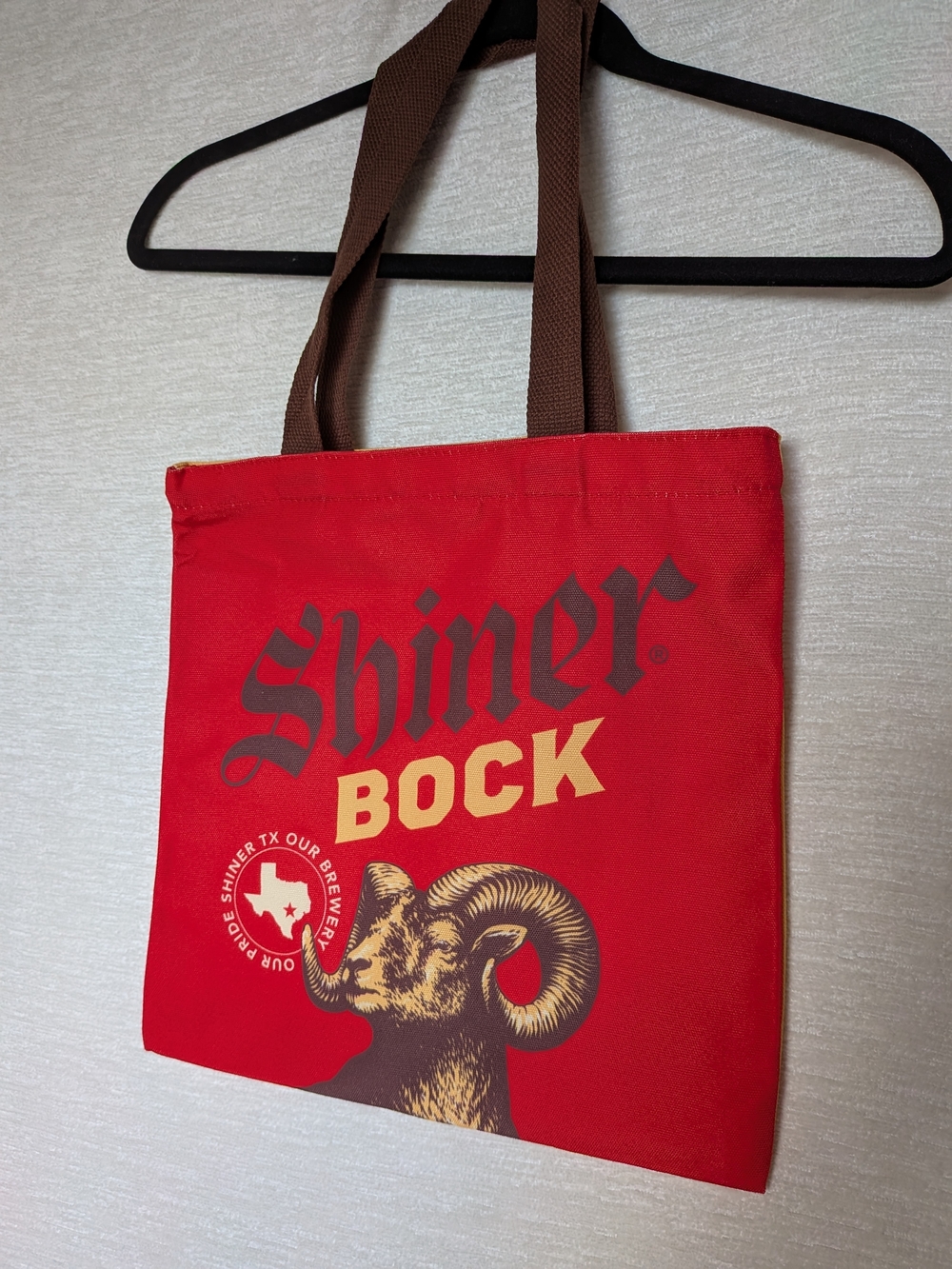 Shiner Bock Collectable Zip Close Red Yellow Tote Bag Excellent Condition